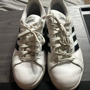 Adidas Women’s Cloudfoam Grand Court 2.0 W8.5